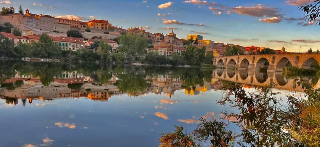 A Los Ojos Del Rio Duero 사모라 외부 사진